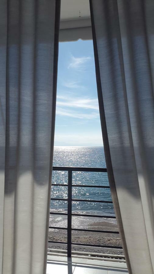 Sunset Boulevard Hotel Qeparo Luaran gambar